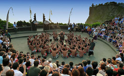 tari kecak api uluwatu bali