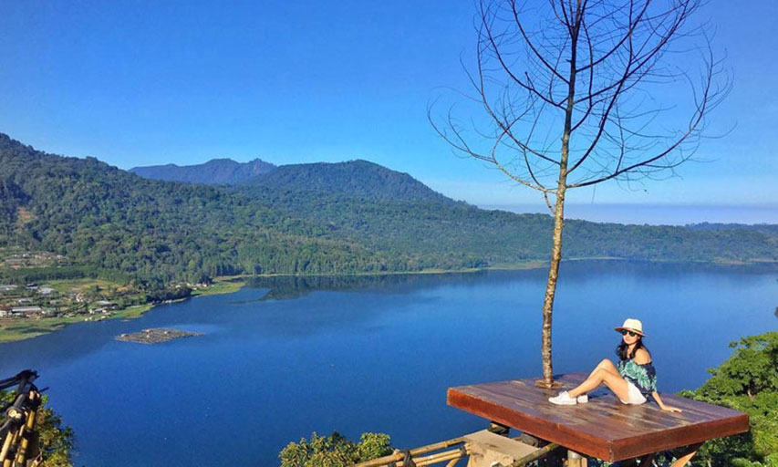 wanagiri obyek wisata selfy bali